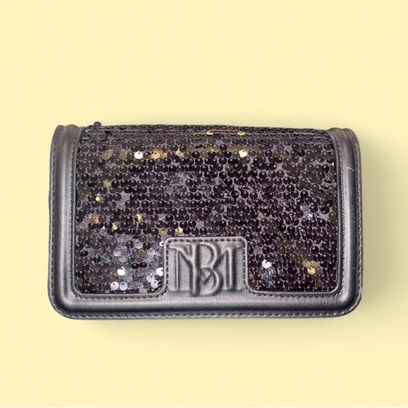 Badgley Mischka NWT Black Sequin Mini Crossbody Bag Clutch w/ Chain Strap - Picture 2 of 7